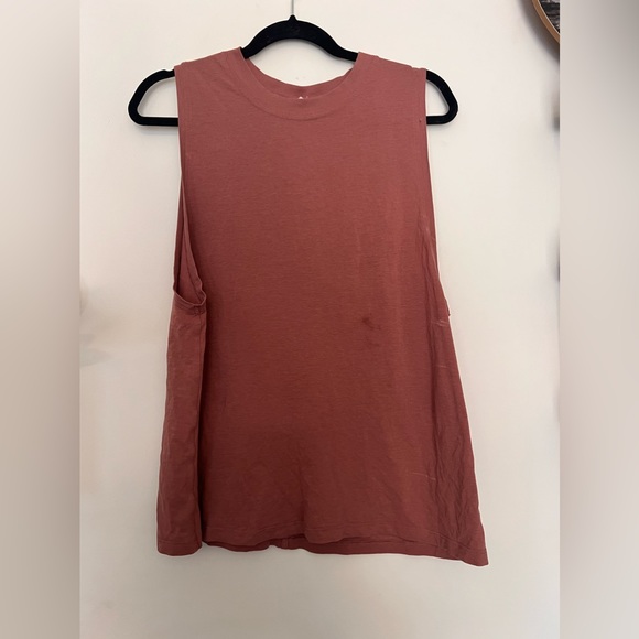 lululemon athletica Tops - Lululemon Burnt Orange Tank Top Size 6